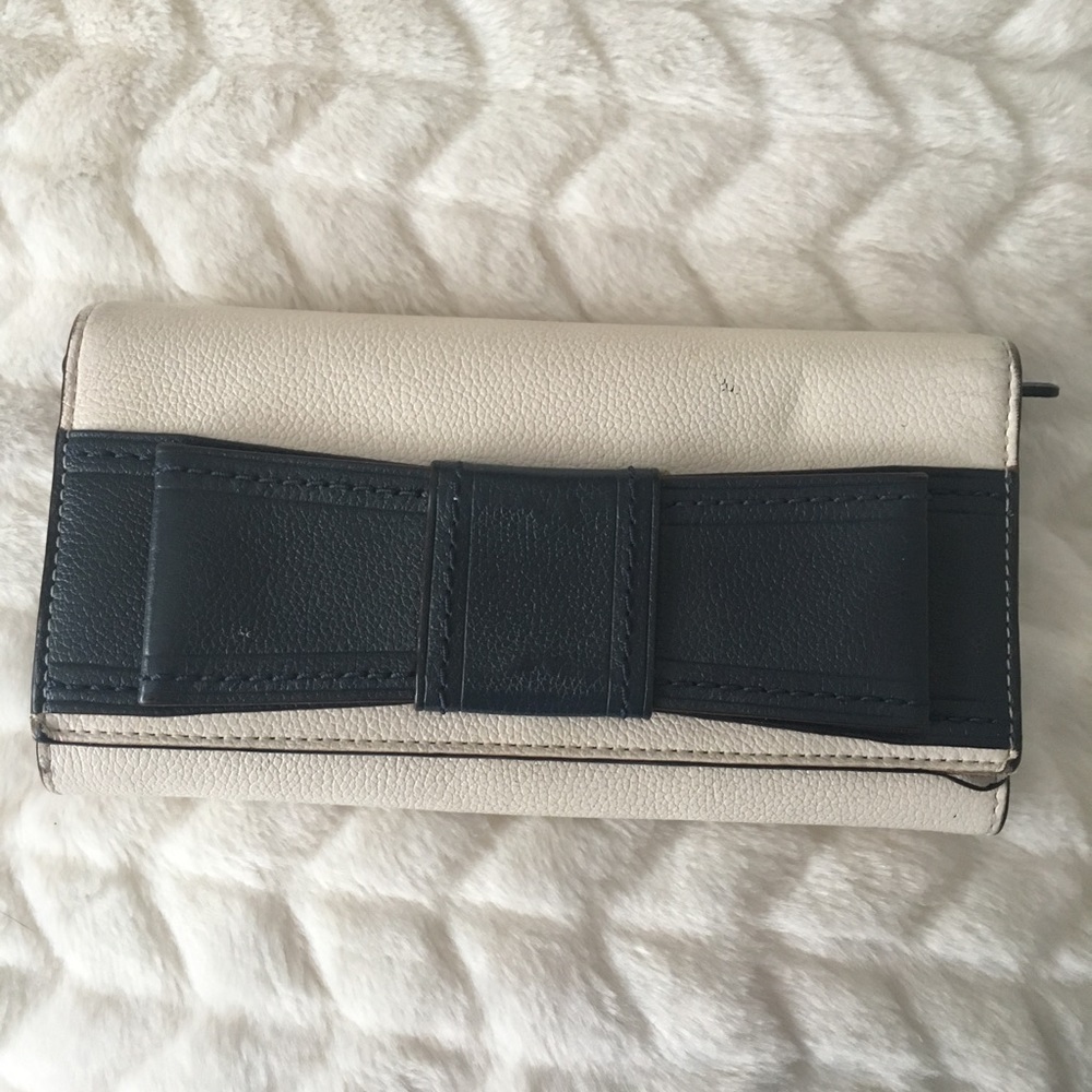 Kate Spade Bow Wristlet